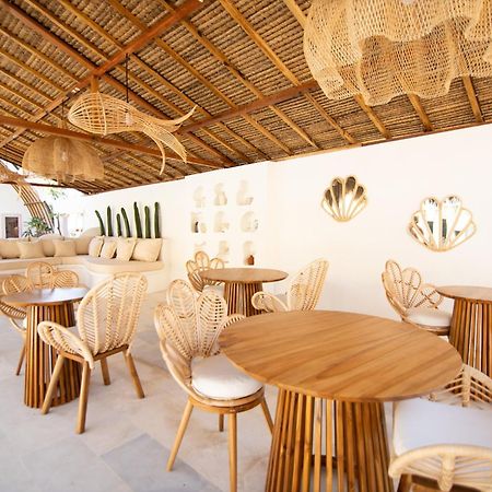 吉利阿尔 Isla De Agua酒店 外观 照片